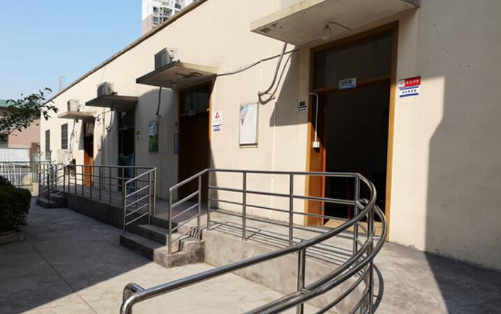 养老地产项目道路系统设计之坡道的设计要点(二)-养老院设计 |养老地产 |辽宁中古养老院规划设计研究所